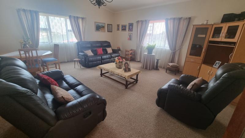 6 Bedroom Property for Sale in Groot Brakrivier Central Western Cape